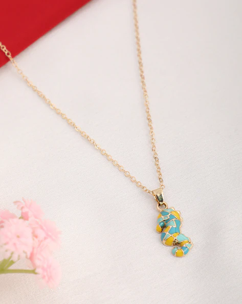 Shein Women Gold Seahorse Design Pendant Necklace in Gold